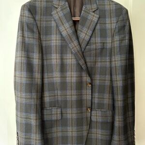 Peter Millar Gray Sport Coat with Classic Plaid Pattern